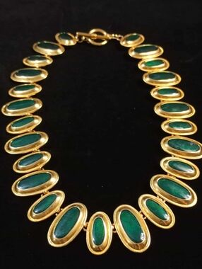 Vintage 80s Bold Green Cabochon Statement Necklace Heavy Gold Tone Oval Link